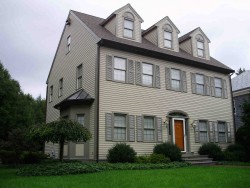 749 Chestnut St, Newton, MA 02468-2020