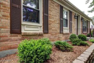 7907 Brush Ln, Louisville KY  40291-2308 exterior