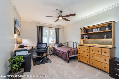 71 Wigwam Ln, Tinton Falls NJ 07724-3176 exterior