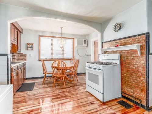 217 Chelsea St, Everett MA 02149-3544 exterior