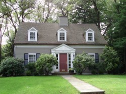 43 Dwhinda Rd, Newton, MA 02468-1804