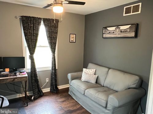 623 Wesley Ave, West Deptford NJ 08063-1247 exterior