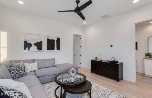 4007 34th St, Phoenix AZ  85040-1820 exterior