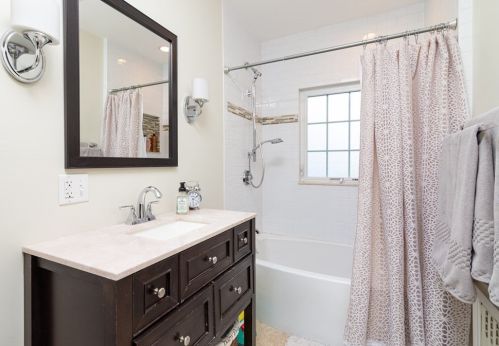 124 Elm Ave, Quincy MA 02170-2939 exterior