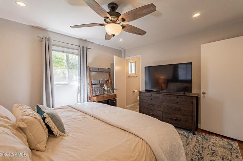 515 Alice Ave, Phoenix AZ  85020-3101 exterior