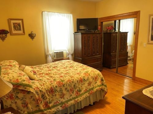 18 Ames St, Worcester MA 01610-2001 exterior