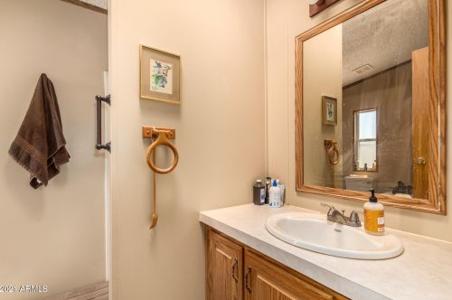 39506 Central Ave, Phoenix AZ 85004-1722 exterior