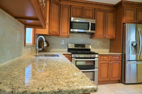 87 Brg St, Belleville NJ 07109-2429 exterior