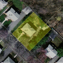 25 Payne Rd, Newton MA  02461-1816 aerial view