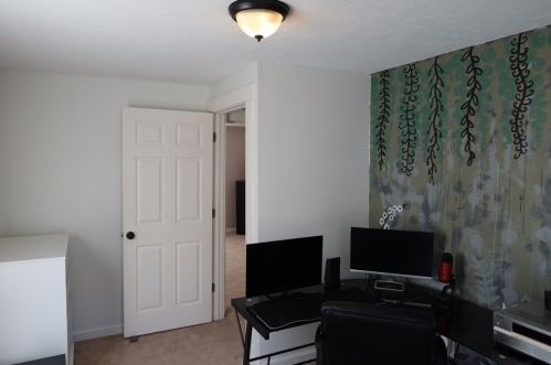 240 Prospect St, Royalston MA 01331-2317 exterior