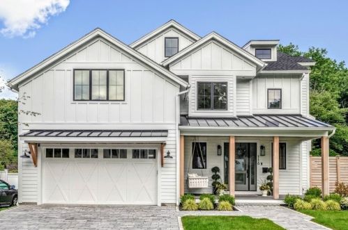 116 Upland Ave, Newton, MA 02461-2145