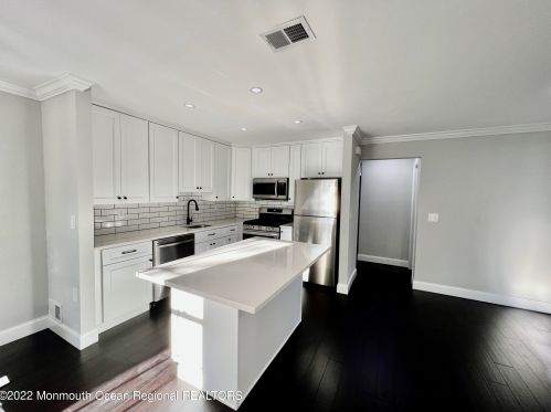 710 Bluebell Dr, Jackson Twp NJ  08527-4113 exterior