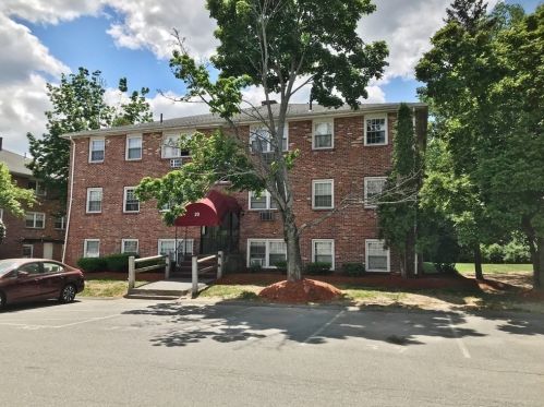 20 Danbury Dr, Methuen MA 01844-2557 exterior