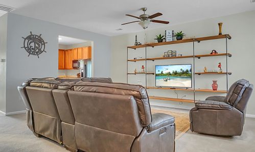 9094 Parlor Dr, Ladson SC 29456-5426 exterior