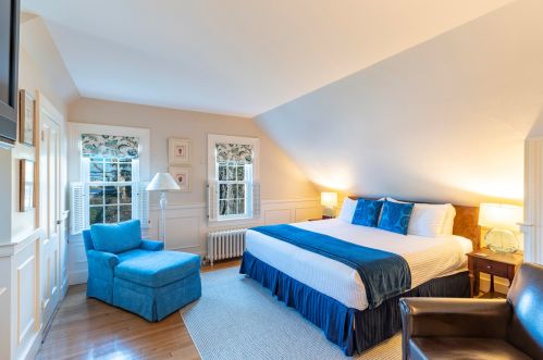 407 Old Harbor Rd, Chatham MA 02633-2375 exterior