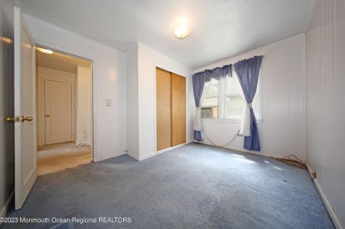 65 Little Silver Pkwy, Little Silver NJ 07739-1118 exterior