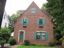 16 Lombard St, Newton, MA 02458-2514