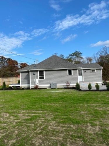 63 Rockland St, Hingham, MA 02043-1007