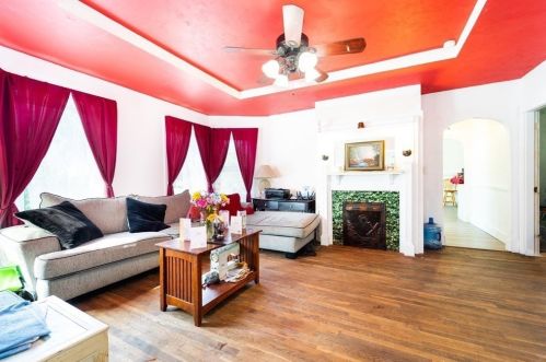 73 Tremont St, Taunton MA 02780-3083 exterior