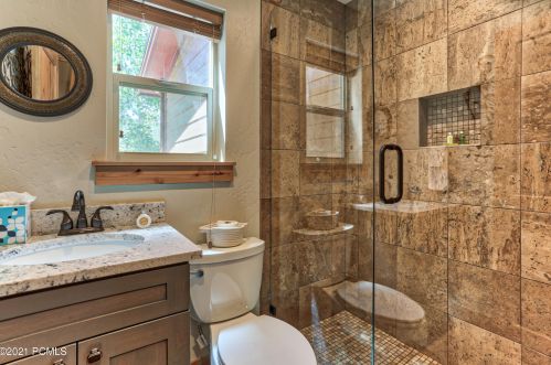 5627 Oslo Ln, Park City UT 84098-7708 exterior