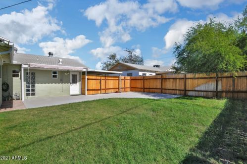 1841 Crittenden Ln, Phoenix AZ 85016-7453 exterior