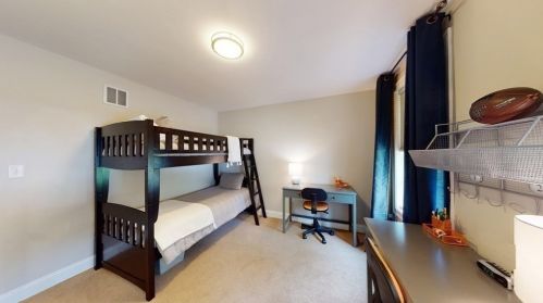 32 Eames St, North Reading MA 01864-2116 exterior