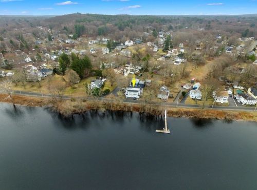 342 Main St, Groveland MA 01834-1346 exterior