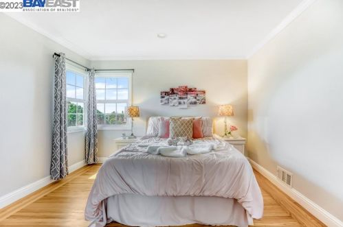 1225 Sandelin Ave, San Leandro CA  94577-3956 exterior