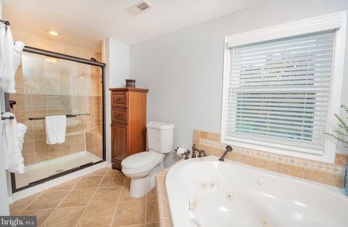 6605 Windsor Ct, Columbia MD 21044-4102 exterior