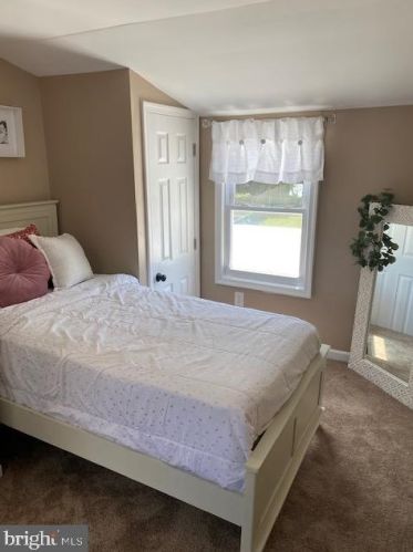 1564 Center St, West Deptford NJ  08086-3098 exterior