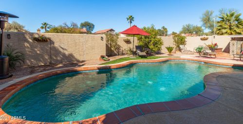 14250 43rd St, Phoenix AZ 85032-3322 exterior