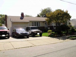 12 Anthony Cir, Newton, MA 02460-1110