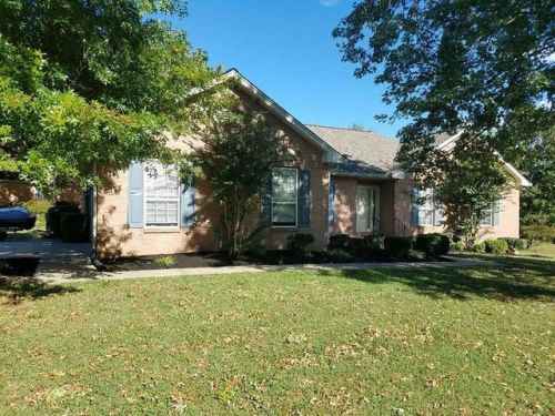 692 Northridge Dr, Gallatin TN  37066-4424 exterior