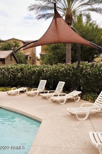 2150 Alameda Rd, Phoenix AZ  85085-1812 exterior