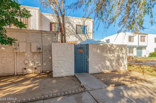 5237 42nd Dr, Phoenix, AZ 85019-2405