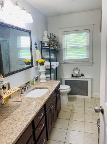 34 Perry Ave, Fall River MA  02726-3105 exterior