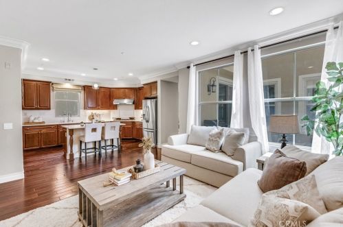 191 Wild Lilac, Irvine CA  92620-2831 exterior