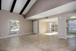 15435 2nd Pl, Phoenix AZ  85022-3048 exterior
