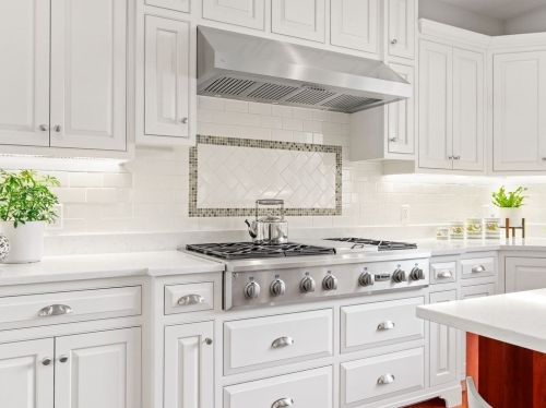 51 Mann Ave, Needham MA 02492-4533 exterior