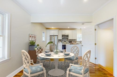 6 Pine Grove St, Milton MA  02186-4314 exterior