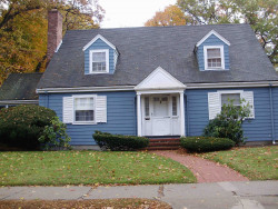 214 Lincoln St, Newton, MA 02461-1326