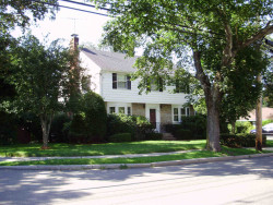475 Parker St, Newton, MA 02459-2652