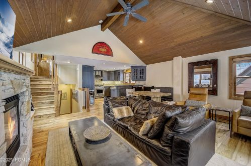 953 Park Ave, Park City UT 84060-5202 exterior