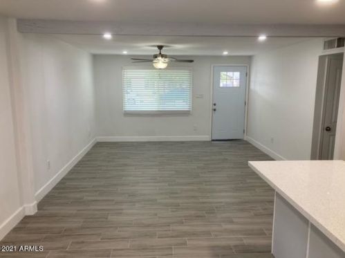 7148 Devonshire Ave, Phoenix AZ 85033-8236 exterior