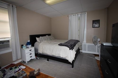 46 Butler St, Worcester MA 01607-1351 exterior