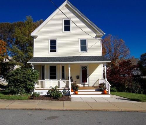 13 Putnam Rd, Ipswich, MA 01938-2123