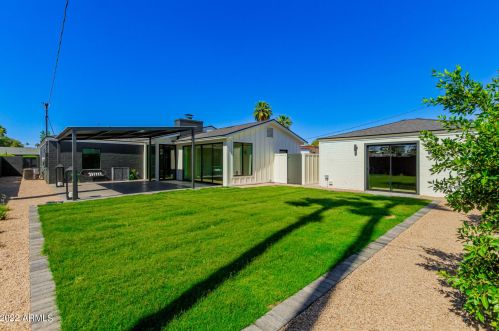 1253 Cambridge Ave, Phoenix AZ  85006-1102 exterior