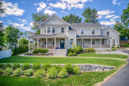 21 High St, Newton, MA 02461-1925