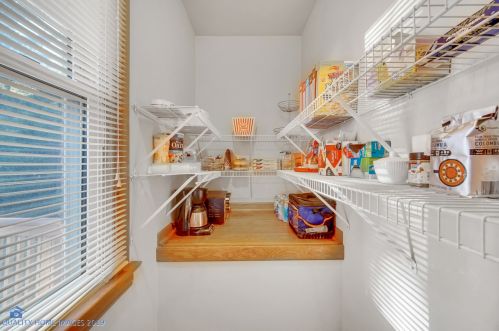 1428 Home Ave, Forest View IL 60402-1651 exterior