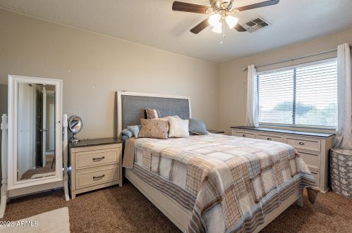 1818 63rd Dr, Phoenix AZ  85043-5748 exterior